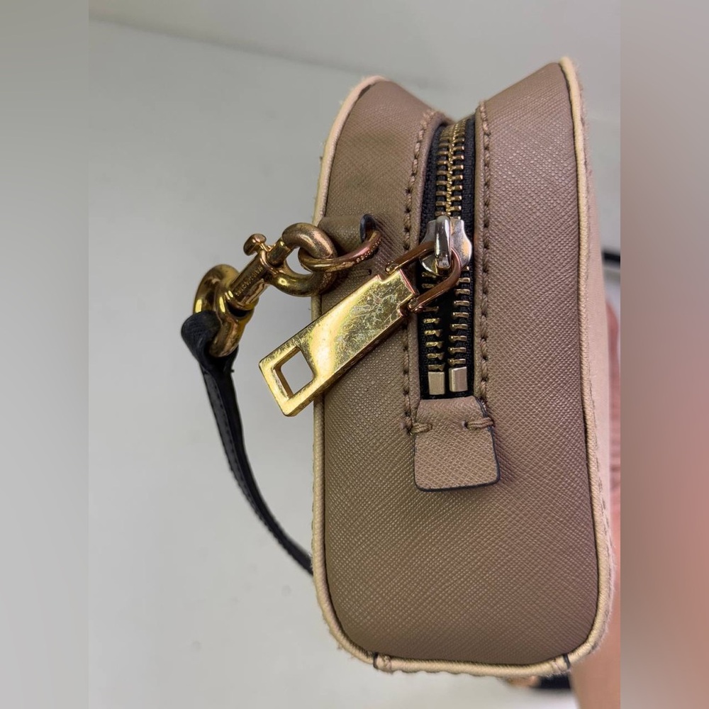 Marc Jacobs Beige Leather Playback Crossbody Bag - Picture 5 of 14